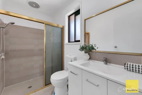 Property photo of 2/247 Main Road West St Albans VIC 3021