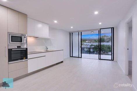 Property photo of 25 Stanley Terrace Taringa QLD 4068
