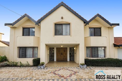 Property photo of 4 Siddeley Place Dianella WA 6059