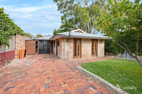 13 Scott St, South Fremantle, WA 6162