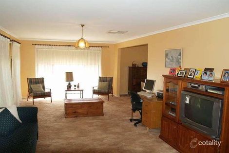 Property photo of 25 Gardenia Avenue Lake Albert NSW 2650