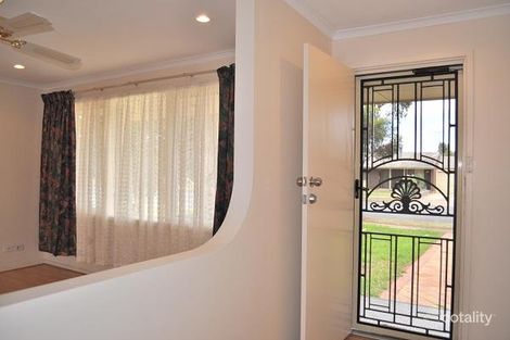 Property photo of 32 Alawoona Road Munno Para SA 5115