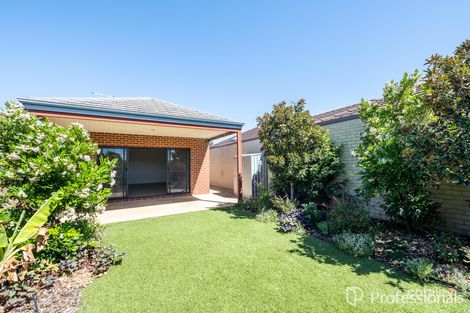 Property photo of 10/1 Tolj Loop Aveley WA 6069