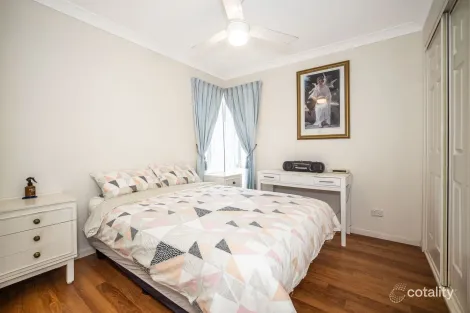 Property photo of 33 Columbia Drive Beachmere QLD 4510