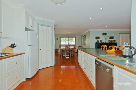 Property photo of 11 Bangalow Place Albany Creek QLD 4035