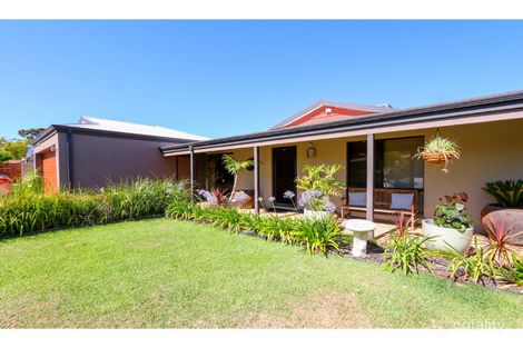 Property photo of 14 Stuart Court Bateman WA 6150