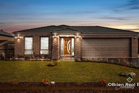 Property photo of 8 Diamond Drive Koo Wee Rup VIC 3981