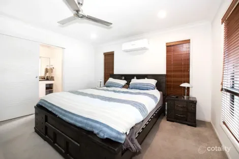 Property photo of 37 Canecutters Drive Ooralea QLD 4740