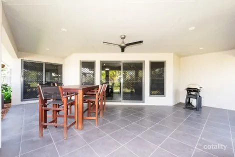 Property photo of 37 Canecutters Drive Ooralea QLD 4740
