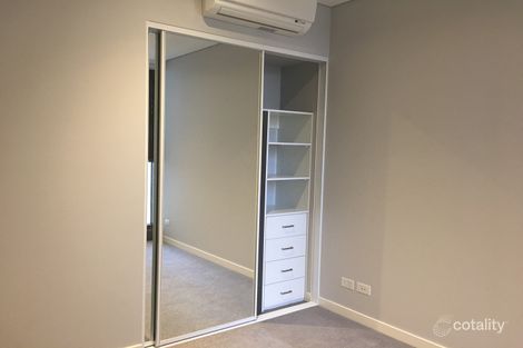 Property photo of 403/3 Foreshore Place Wentworth Point NSW 2127