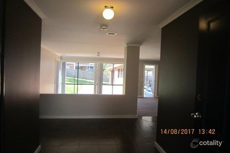 Property photo of 10 Windsor Rise Sunbury VIC 3429