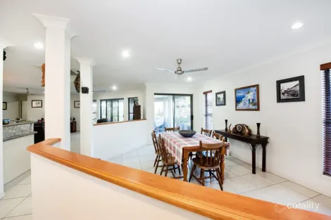 Property photo of 37 Canecutters Drive Ooralea QLD 4740