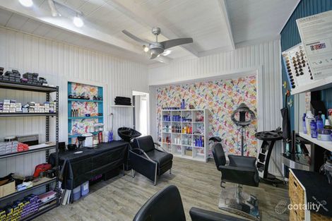 Property photo of 2 Bryde Place Thabeban QLD 4670
