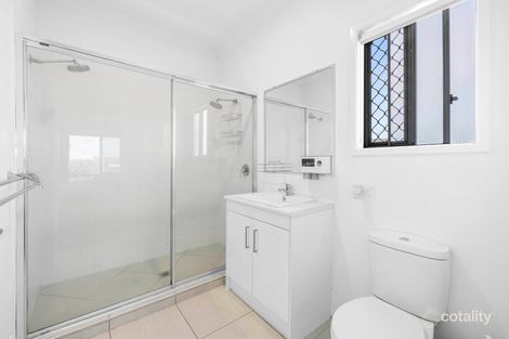 Property photo of 1 Mount Barney Crescent Park Ridge QLD 4125