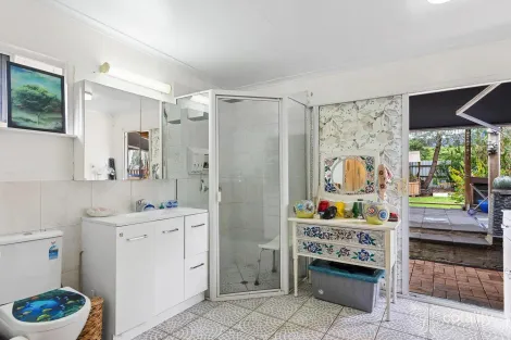 Property photo of 180 Trinity Beach Road Trinity Beach QLD 4879