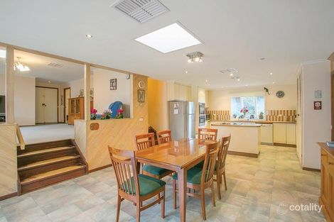 Property photo of 2 Geoffrey Grove Mount Clear VIC 3350