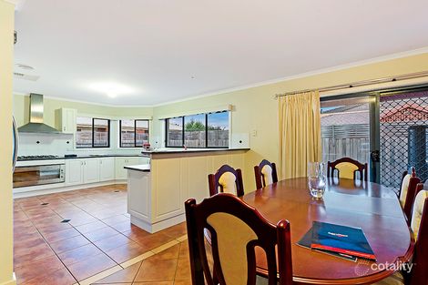 Property photo of 22 Diamond Drive Werribee VIC 3030