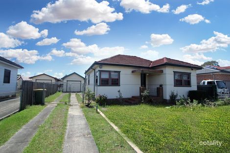 Property photo of 4 Crown Street Fairfield East NSW 2165