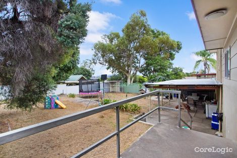 Property photo of 39 Minnamurra Crescent Hillvue NSW 2340