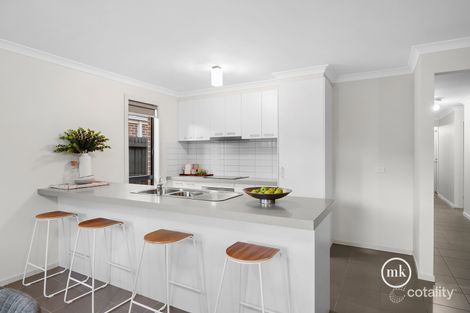 Property photo of 11 Braeburn Street Doreen VIC 3754