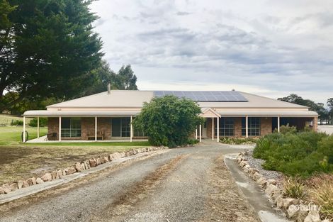 Property photo of 70 Hilsley Court Toongabbie VIC 3856