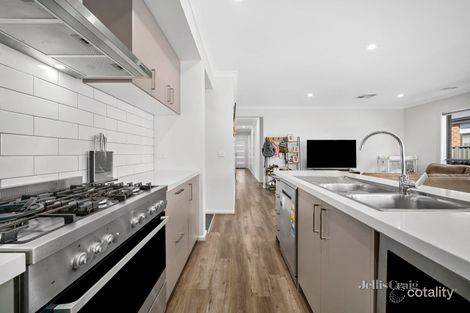 Property photo of 6 Brolga Boulevard Winter Valley VIC 3358