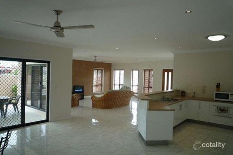 Property photo of 13 Beech Court Woodgate QLD 4660