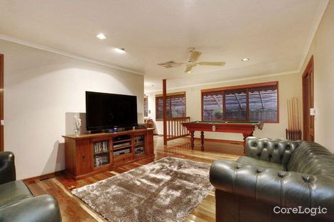 Property photo of 10 Hawksburn Crescent Wantirna South VIC 3152