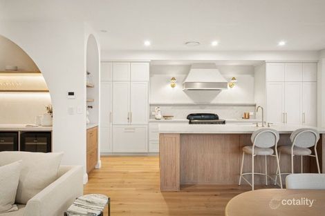 52 Southern Cross Pde, Sunrise Beach, QLD 4567