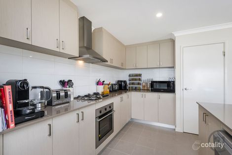 Property photo of 16 Headingley Link Meadow Springs WA 6210