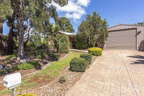 Property photo of 2 St Andrews Way Darley VIC 3340