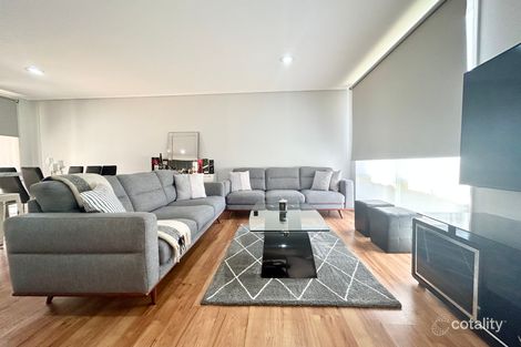 28 Village Ave, Taylors Lakes, VIC 3038