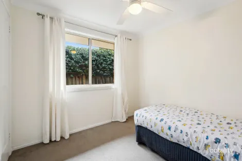 Property photo of 7 Pine Brush Crescent Korora NSW 2450