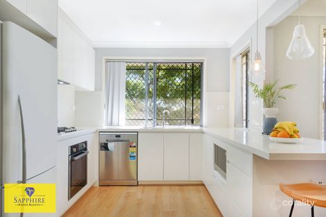 Property photo of 23 Norman Dunlop Crescent Minto NSW 2566