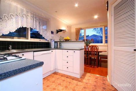 Property photo of 10 Hillboro Court Watsonia VIC 3087