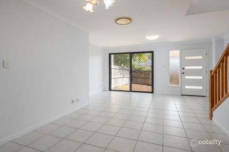 Property photo of 2/12 Eastleigh Street Chermside QLD 4032