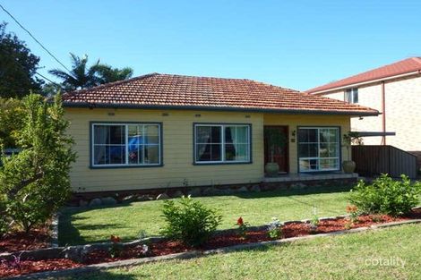 Property photo of 19 Lynwen Crescent Banksia NSW 2216
