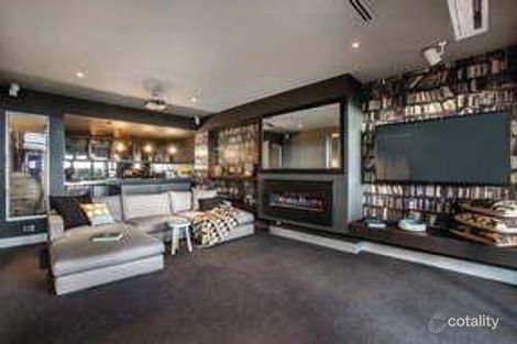 Property photo of 25 Beach Street Port Melbourne VIC 3207