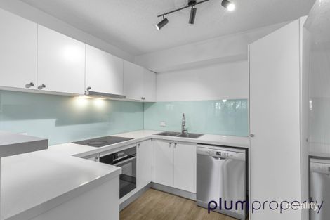 Property photo of 15/7 Landsborough Terrace Toowong QLD 4066