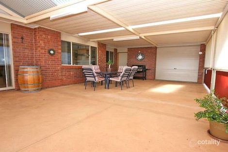 Property photo of 2 Greaves Court Evanston Park SA 5116