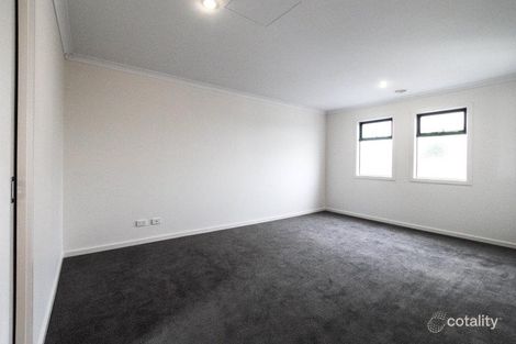 Property photo of 15/17 Golden Elm Way Lyndhurst VIC 3975