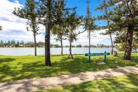 2/11 Awoonga Ave, Burleigh Heads, QLD 4220