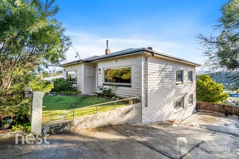 26 Lowanna Rd, Lindisfarne, TAS 7015