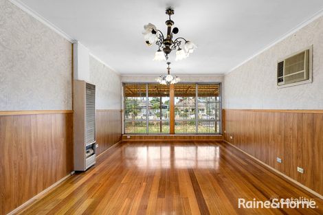 Property photo of 21 Robertson Crescent Laverton VIC 3028