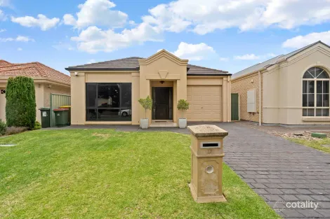 Property photo of 17 Mallard Crescent Mawson Lakes SA 5095