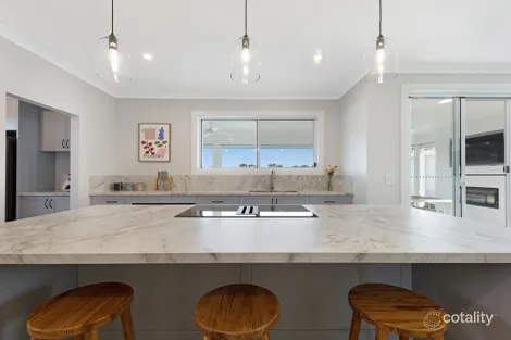 Property photo of 5 Bottlebrush Avenue Wangaratta VIC 3677