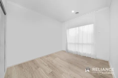 Property photo of 97 Riverside Concourse Cobblebank VIC 3338
