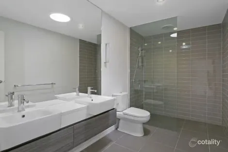 Property photo of 39 Burn Nar Look Drive Burwood VIC 3125