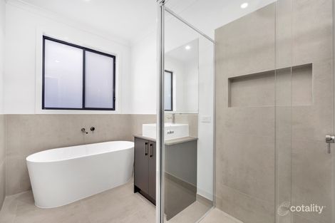 Property photo of 11 Callistemon Circuit Lara VIC 3212
