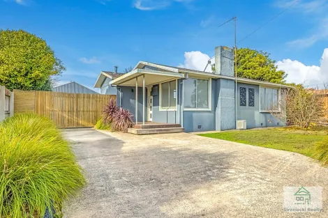 Property photo of 49 Boolarra Avenue Newborough VIC 3825